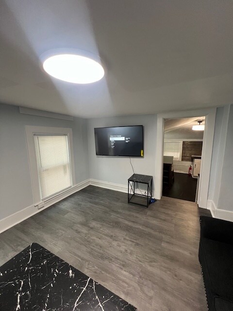 Building Photo - 1211 Madison St