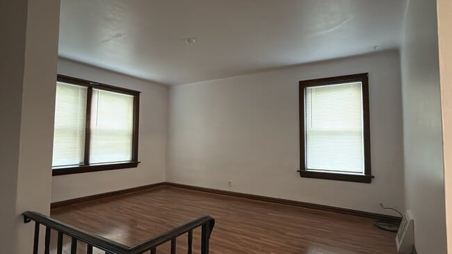 Building Photo - 5470 Loughborough Ave