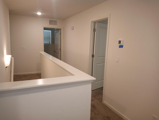 Building Photo - 1945 Kelly Ln