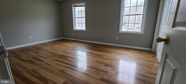 Building Photo - 3539 Split Rail Ln