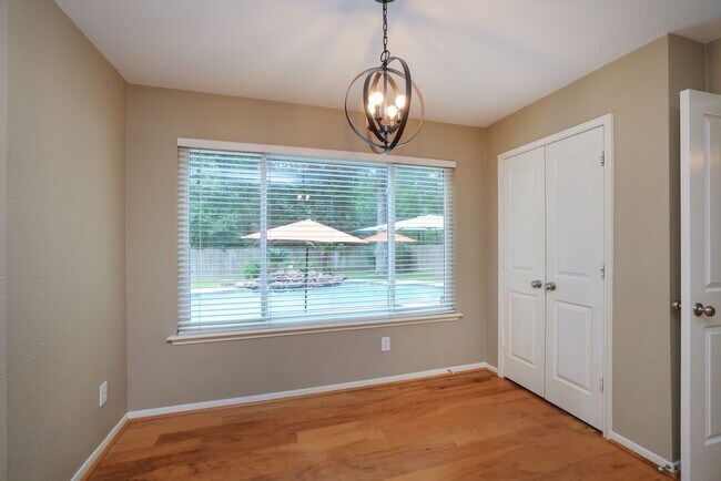 Building Photo - 47 E Greywing Cir