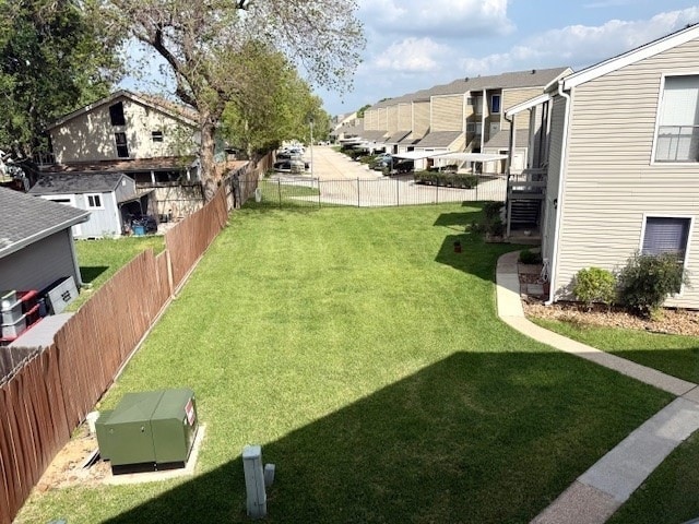 Building Photo - 178 April Point Dr N