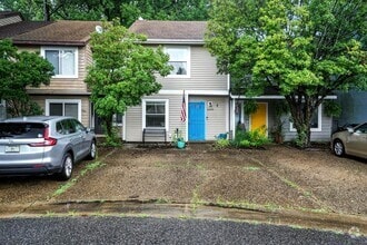 Building Photo - 2310 Merl Cir