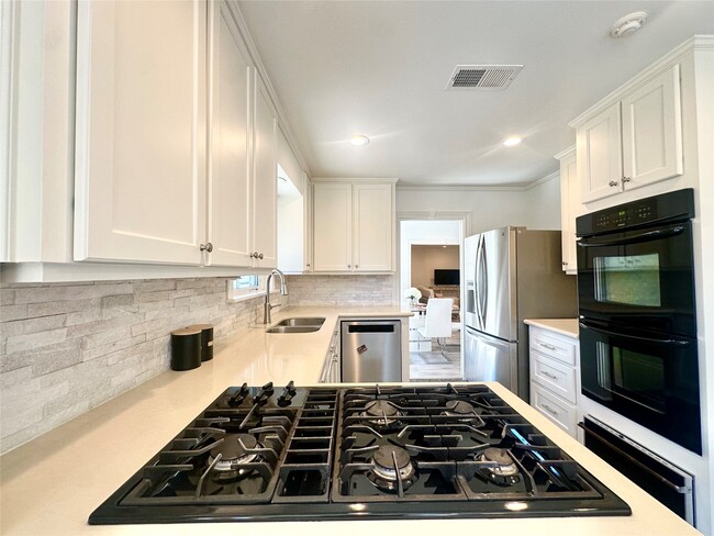 Building Photo - 5421 Judalon Ln