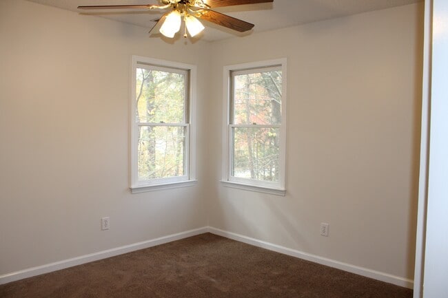 Building Photo - 112 Wenonah Way