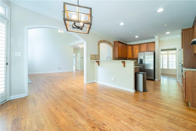 Building Photo - 313 Oak Hill Ln