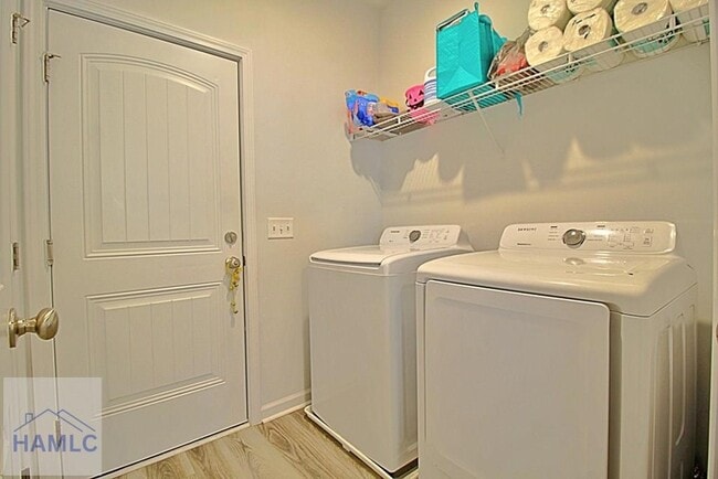 Building Photo - 1104 Marne Blvd