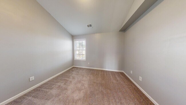 Building Photo - Beautiful 2 Story Home in W Richland