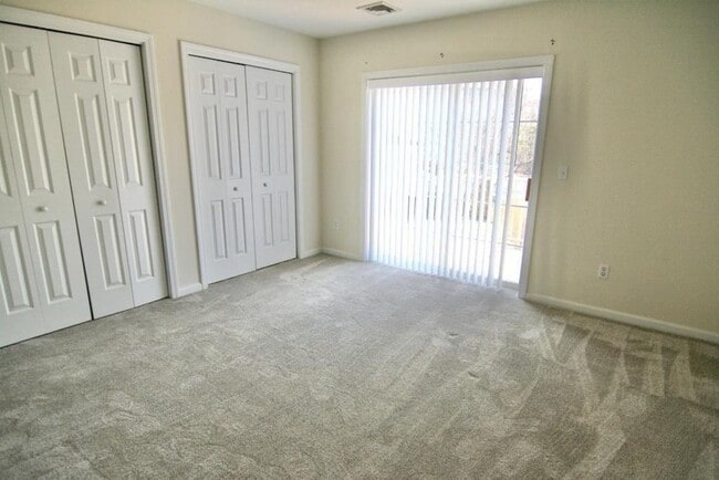 Building Photo - 7 Conant Rd