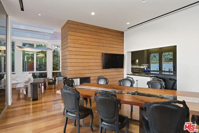 Building Photo - 2644 Eden Pl