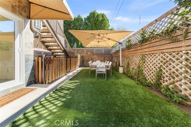 Building Photo - 18748 Collins St