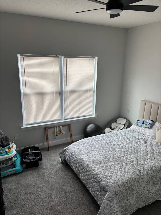 Building Photo - 543 Rutledge Dr