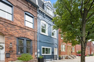 Building Photo - Furnished Luxury Home for Rent-Historic Deutschtown/Northside