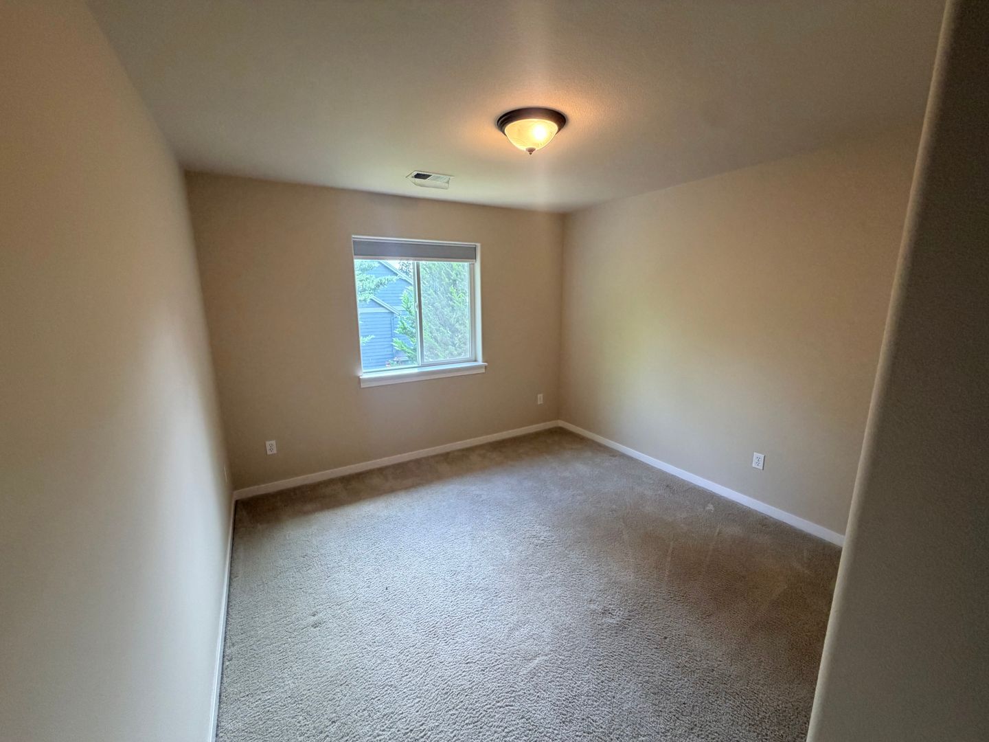 Building Photo - 14660 SW Mulberry Dr