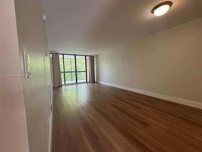 Building Photo - 8419 Forest Hills Dr