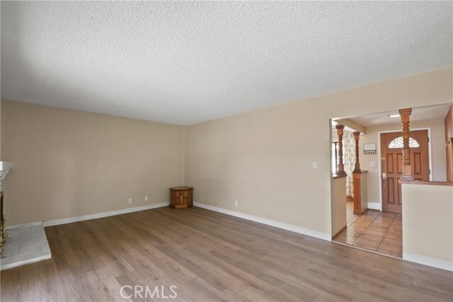 Building Photo - 657 S Evanwood Ave