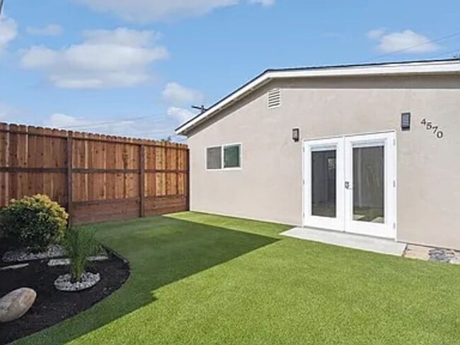 Building Photo - 4570 Cochise Way