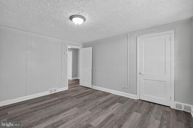 Building Photo - 243 W 22nd St