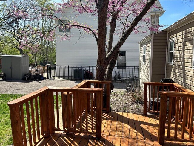 Building Photo - 620 Nirk Ave