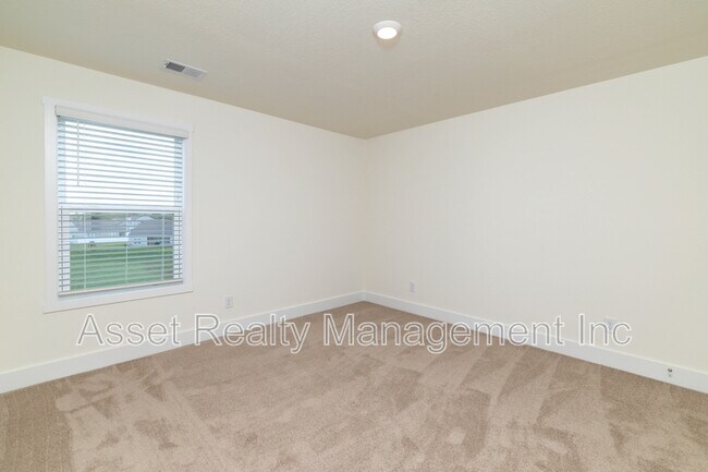 Building Photo - 5163 Runnerstone Rd