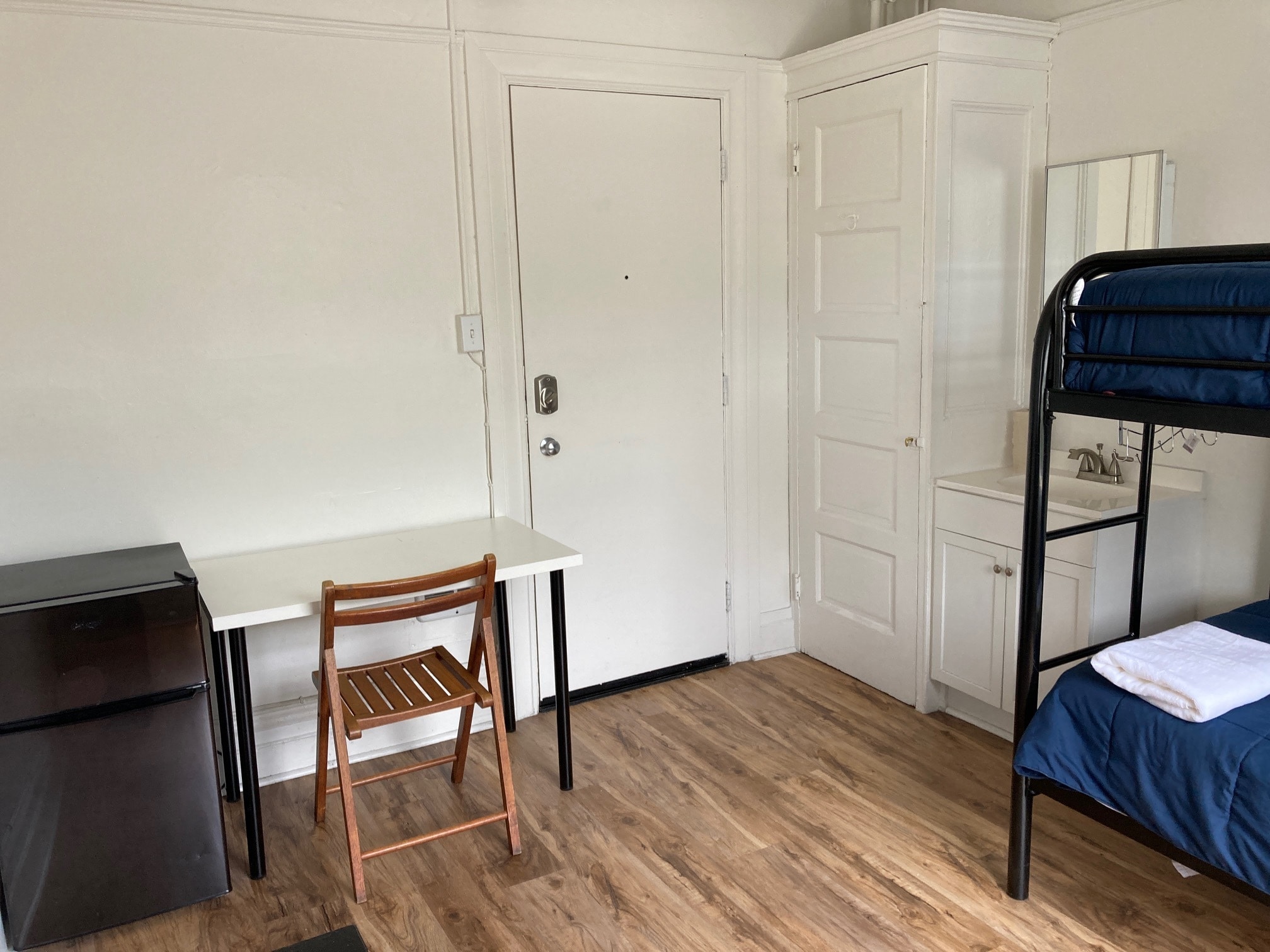 Building Photo - 524 Columbus Ave