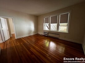 Building Photo - 54 Lancaster Ter