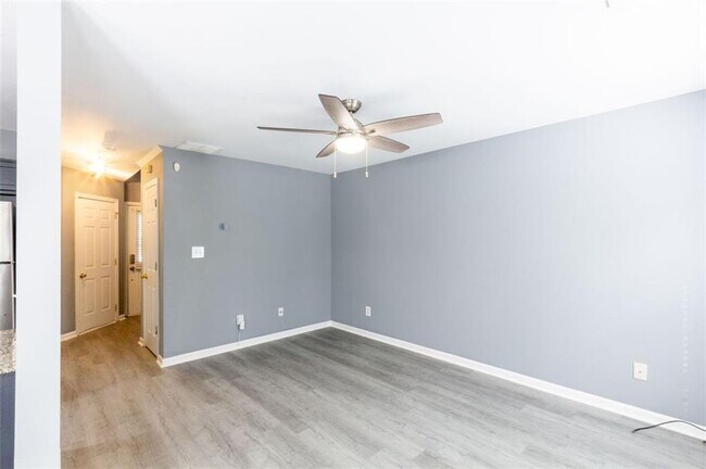 Building Photo - 6726 Gallant Ct SE