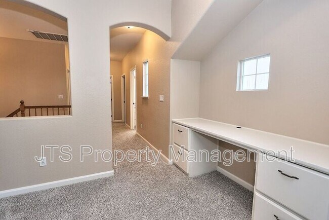 Building Photo - 2040 San Esteban Cir