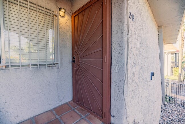 Building Photo - 1650 N 87th Terrace