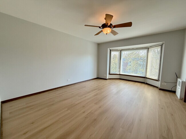 Building Photo - 600 Thames Pkwy