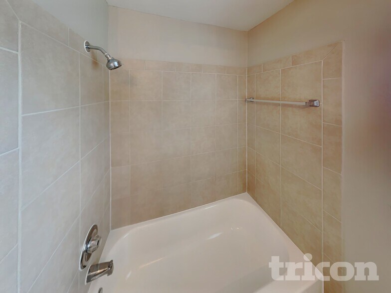 Building Photo - 6953 41st Terrace N