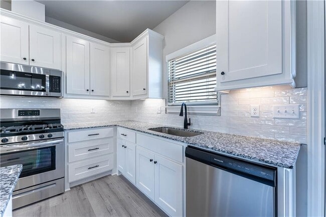 Building Photo - 2312 John W Montgomery Cir