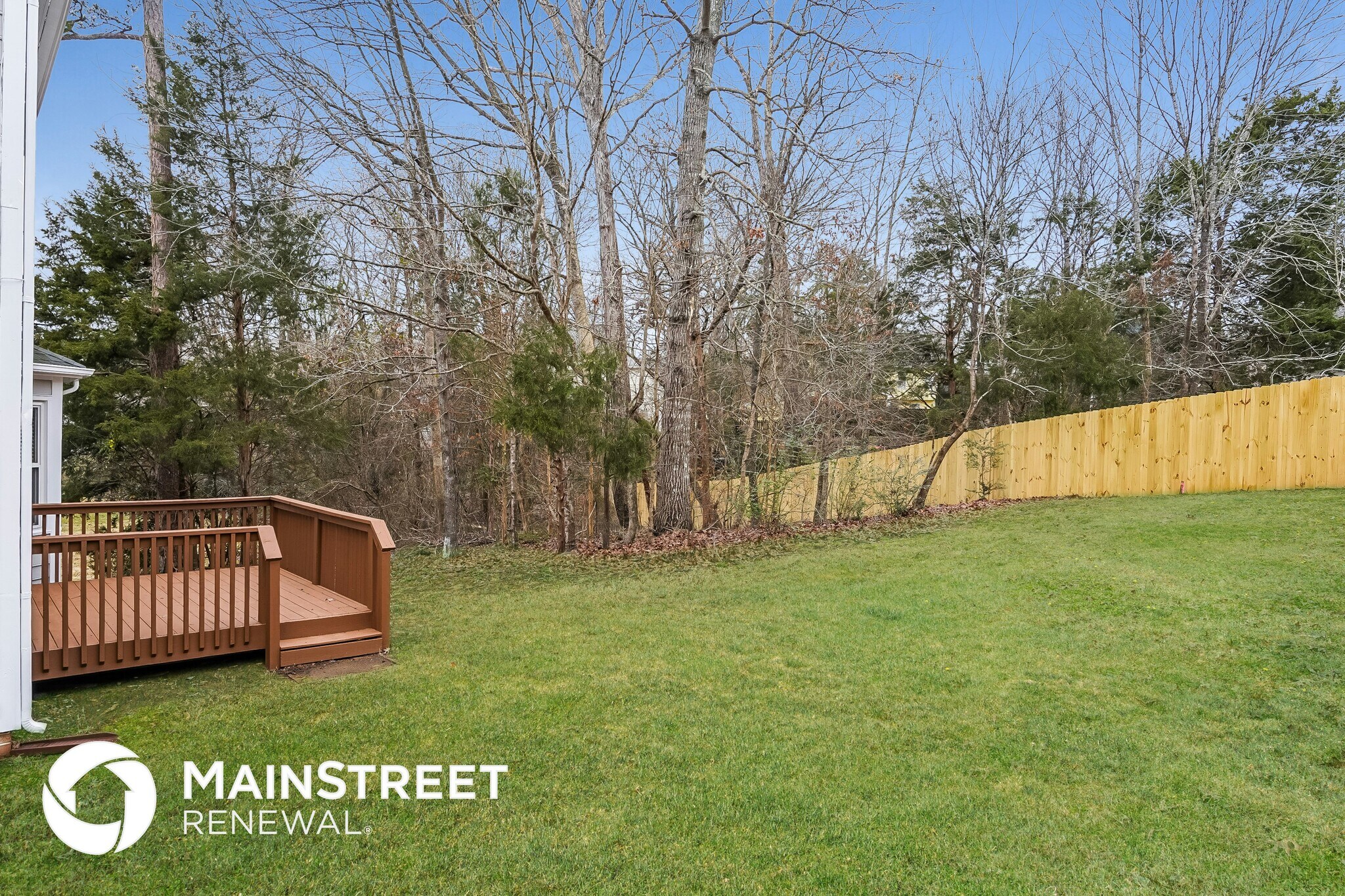 Building Photo - 1007 Shady Ln