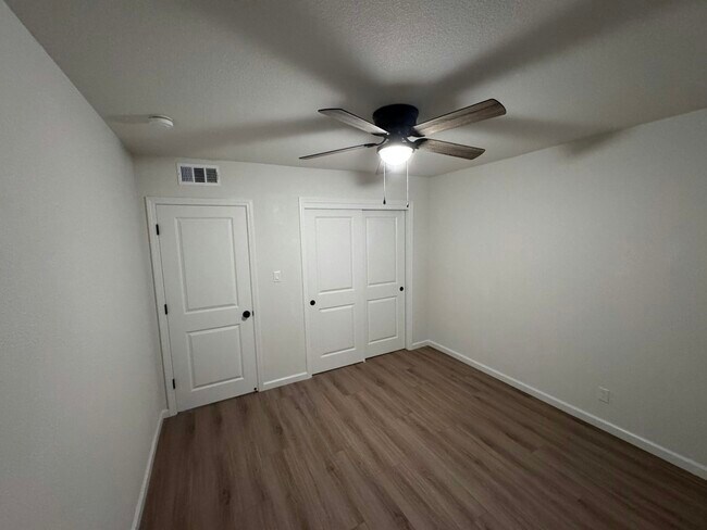 Building Photo - 2130 N Glenn Ave