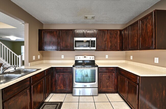 Building Photo - TWO STORY  |  4 BEDROOM  |  2.5 BATH  |  2135ft  |  GREAT SCHOOLS