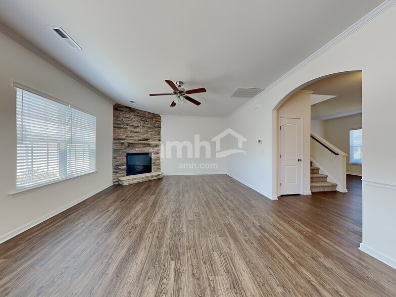 Building Photo - 5694 Misty Hill Cir