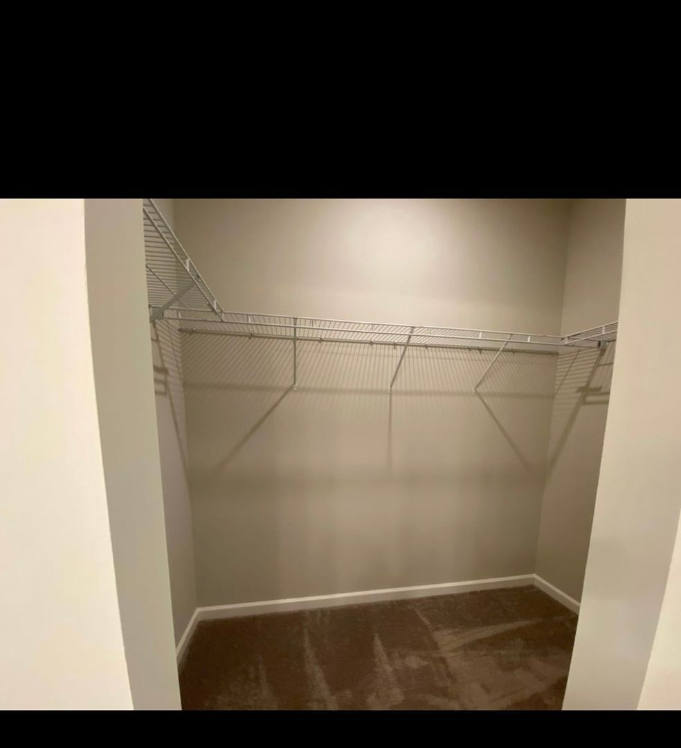 Building Photo - 5954 River Mdw Ct