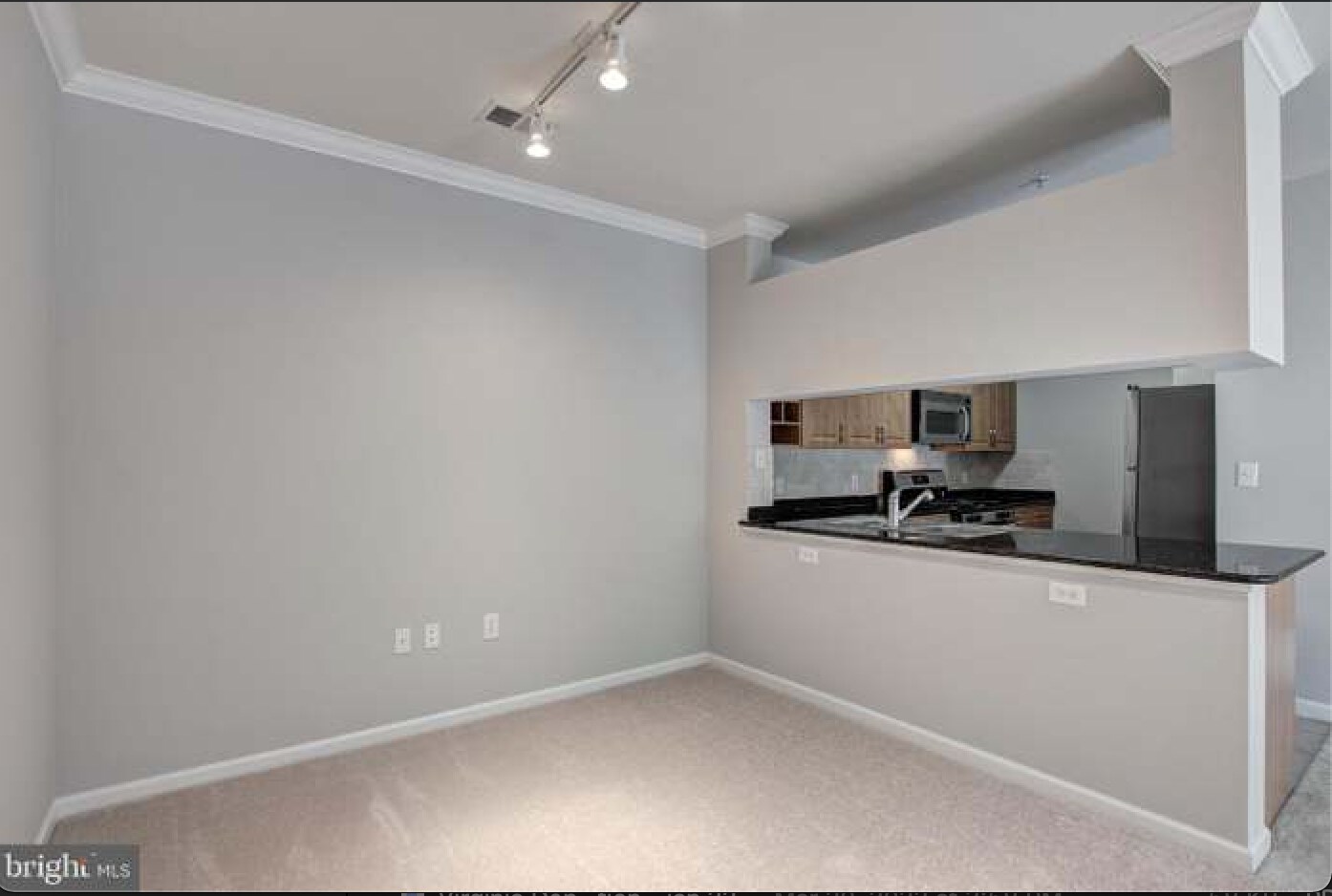 Building Photo - 12120 Garden Ridge Ln