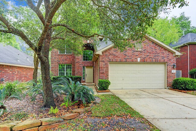 Primary Photo - 18 Prairie Oak Dr