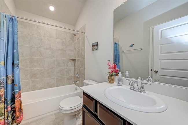 Building Photo - 3206 Dry Creek Dr