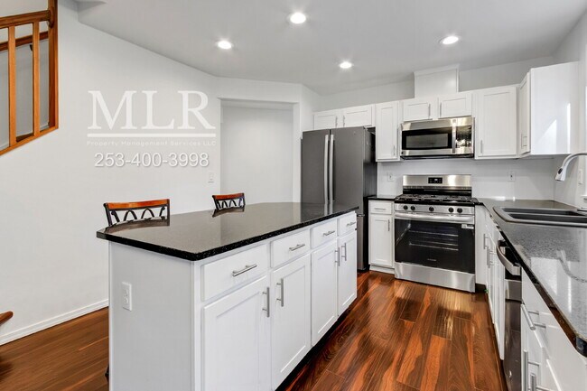 Building Photo - Half-Acre Corner Lot with Hot Tub, Deck, a...