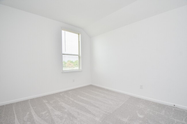 Building Photo - 21138 Castroville Way
