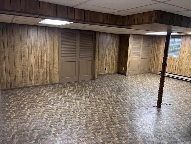 Building Photo - 7010 Terrace Dr