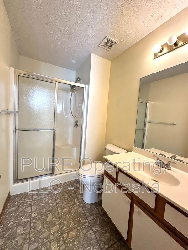 Building Photo - 7879 Bauman Ave