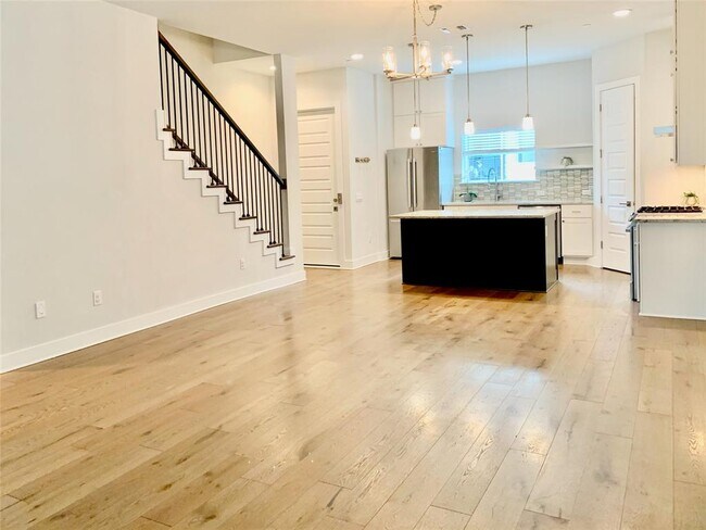 Building Photo - 4012 Manifest Ln