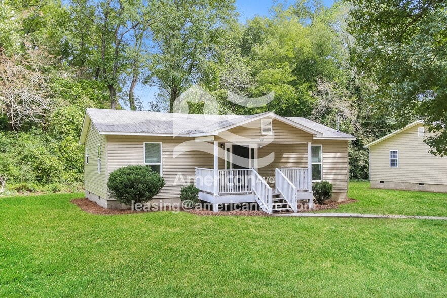 Building Photo - 448 Bussey Ave