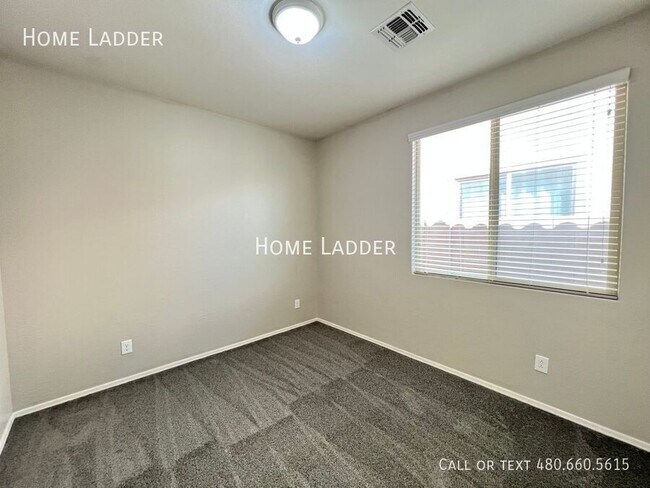 Building Photo - 3687 E Rakestraw Ln
