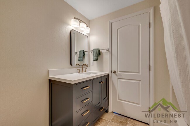 Building Photo - 309 Saddle Ridge Dr
