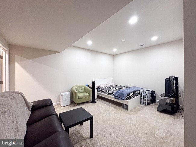 Building Photo - 41523 Cross Canter Dr