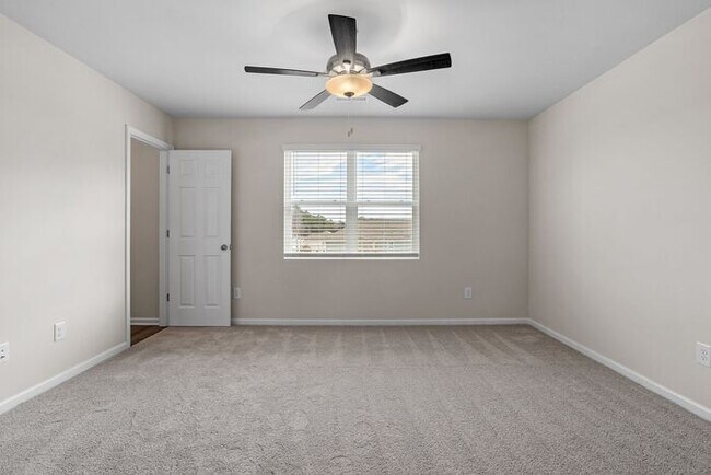 Building Photo - 3 Bd 2.5 Ba Townhome in Youngsville! First Month Free with 13 Month Lease!